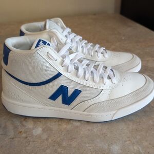 listing-status-banner